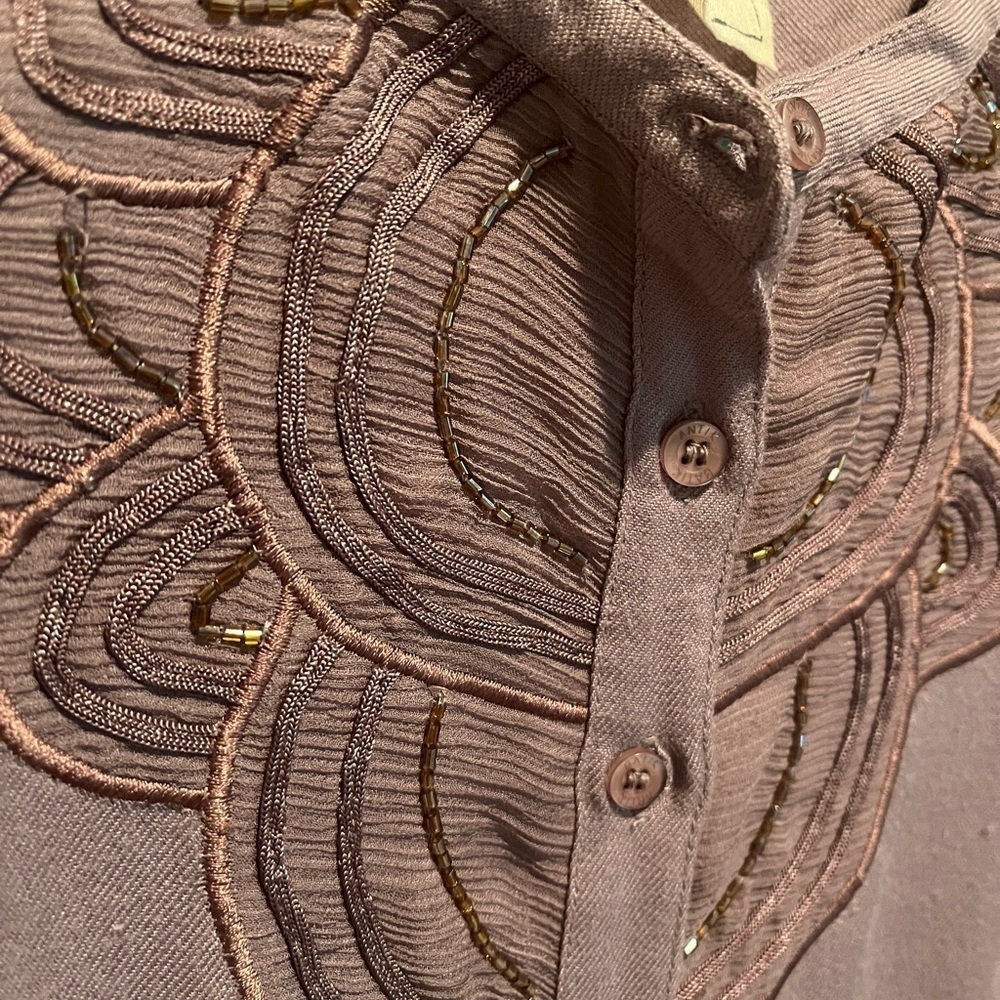 Antik Batik purple tunic with beaded details. - Picture 6 of 6